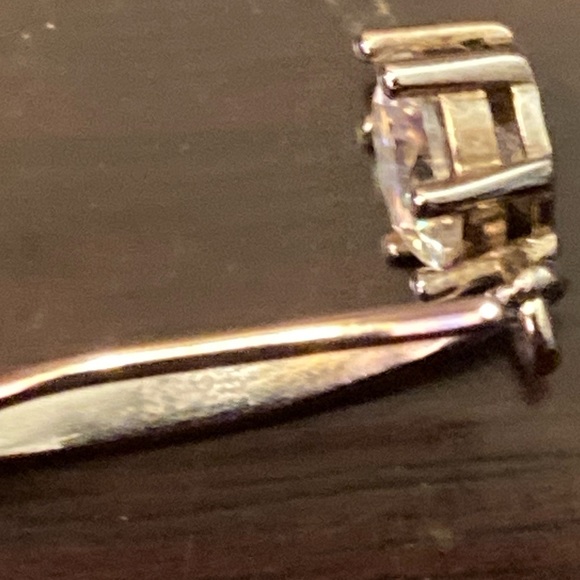 925 Sterling Silver Earring Bundle Includes Two Pairs - Picture 7 of 13